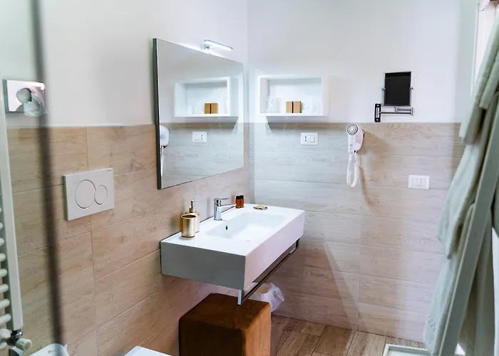 Le Vie Del Centro Konukevi