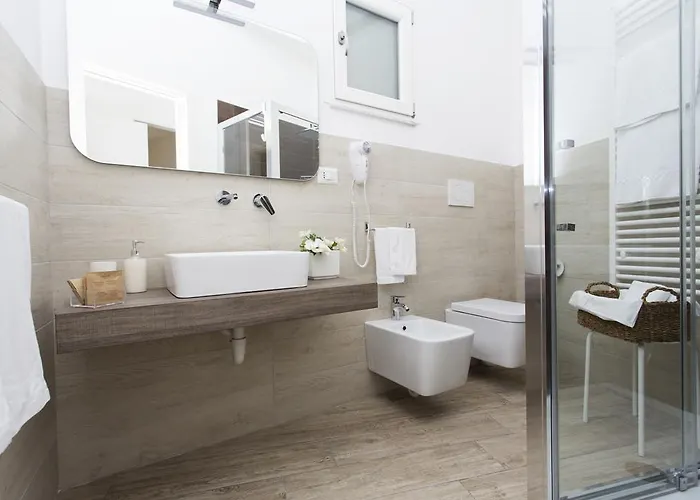 Le Vie Del Centro Konukevi